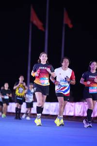 BIB: 
                            <button type="button" onclick="openModal(23621471)" class="btn btn-primary btn-sm float-right btn-popup" data-toggle="modal" data-target=".modal-high-quality">
                        <i class="fas fa-shopping-cart"></i> Add to Cart
                    </button>
                                            <button type="button" onclick="isThisMe(23621471, true)" class="btn btn-success btn-sm float-right btn-popup btn-isme hidden" data-toggle="tooltip" data-placement="bottom" title="นี่คือรูปของคุณใช่ไหม คลิกที่นี่เพื่อเอาเข้าอัลบั้ม">
                        <i class="fas fa-plus"></i> Add to album
                    </button>
                    <button type="button" onclick="isThisMe(23621471, false)" class="btn btn-warning btn-sm float-right btn-popup btn-isnotme hidden">
                        <i class="fas fa-ban"></i> Remove from album
                    </button>