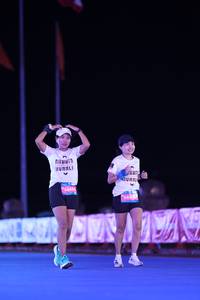 BIB: 
                            <button type="button" onclick="openModal(23495981)" class="btn btn-primary btn-sm float-right btn-popup" data-toggle="modal" data-target=".modal-high-quality">
                        <i class="fas fa-shopping-cart"></i> Add to Cart
                    </button>
                                            <button type="button" onclick="isThisMe(23495981, true)" class="btn btn-success btn-sm float-right btn-popup btn-isme hidden" data-toggle="tooltip" data-placement="bottom" title="นี่คือรูปของคุณใช่ไหม คลิกที่นี่เพื่อเอาเข้าอัลบั้ม">
                        <i class="fas fa-plus"></i> Add to album
                    </button>
                    <button type="button" onclick="isThisMe(23495981, false)" class="btn btn-warning btn-sm float-right btn-popup btn-isnotme hidden">
                        <i class="fas fa-ban"></i> Remove from album
                    </button>