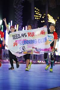 BIB: 
                            <button type="button" onclick="openModal(23681908)" class="btn btn-primary btn-sm float-right btn-popup" data-toggle="modal" data-target=".modal-high-quality">
                        <i class="fas fa-shopping-cart"></i> Add to Cart
                    </button>
                                            <button type="button" onclick="isThisMe(23681908, true)" class="btn btn-success btn-sm float-right btn-popup btn-isme hidden" data-toggle="tooltip" data-placement="bottom" title="นี่คือรูปของคุณใช่ไหม คลิกที่นี่เพื่อเอาเข้าอัลบั้ม">
                        <i class="fas fa-plus"></i> Add to album
                    </button>
                    <button type="button" onclick="isThisMe(23681908, false)" class="btn btn-warning btn-sm float-right btn-popup btn-isnotme hidden">
                        <i class="fas fa-ban"></i> Remove from album
                    </button>