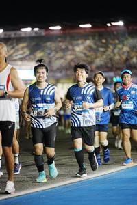 BIB: 
                            <button type="button" onclick="openModal(23983117)" class="btn btn-primary btn-sm float-right btn-popup" data-toggle="modal" data-target=".modal-high-quality">
                        <i class="fas fa-shopping-cart"></i> Add to Cart
                    </button>
                                            <button type="button" onclick="isThisMe(23983117, true)" class="btn btn-success btn-sm float-right btn-popup btn-isme hidden" data-toggle="tooltip" data-placement="bottom" title="นี่คือรูปของคุณใช่ไหม คลิกที่นี่เพื่อเอาเข้าอัลบั้ม">
                        <i class="fas fa-plus"></i> Add to album
                    </button>
                    <button type="button" onclick="isThisMe(23983117, false)" class="btn btn-warning btn-sm float-right btn-popup btn-isnotme hidden">
                        <i class="fas fa-ban"></i> Remove from album
                    </button>