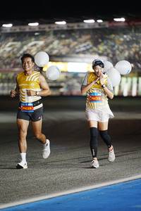 BIB: 
                            <button type="button" onclick="openModal(23993766)" class="btn btn-primary btn-sm float-right btn-popup" data-toggle="modal" data-target=".modal-high-quality">
                        <i class="fas fa-shopping-cart"></i> Add to Cart
                    </button>
                                            <button type="button" onclick="isThisMe(23993766, true)" class="btn btn-success btn-sm float-right btn-popup btn-isme hidden" data-toggle="tooltip" data-placement="bottom" title="นี่คือรูปของคุณใช่ไหม คลิกที่นี่เพื่อเอาเข้าอัลบั้ม">
                        <i class="fas fa-plus"></i> Add to album
                    </button>
                    <button type="button" onclick="isThisMe(23993766, false)" class="btn btn-warning btn-sm float-right btn-popup btn-isnotme hidden">
                        <i class="fas fa-ban"></i> Remove from album
                    </button>