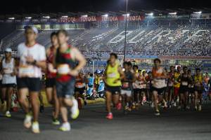 BIB: 
                            <button type="button" onclick="openModal(23997984)" class="btn btn-primary btn-sm float-right btn-popup" data-toggle="modal" data-target=".modal-high-quality">
                        <i class="fas fa-shopping-cart"></i> Add to Cart
                    </button>
                                            <button type="button" onclick="isThisMe(23997984, true)" class="btn btn-success btn-sm float-right btn-popup btn-isme hidden" data-toggle="tooltip" data-placement="bottom" title="นี่คือรูปของคุณใช่ไหม คลิกที่นี่เพื่อเอาเข้าอัลบั้ม">
                        <i class="fas fa-plus"></i> Add to album
                    </button>
                    <button type="button" onclick="isThisMe(23997984, false)" class="btn btn-warning btn-sm float-right btn-popup btn-isnotme hidden">
                        <i class="fas fa-ban"></i> Remove from album
                    </button>