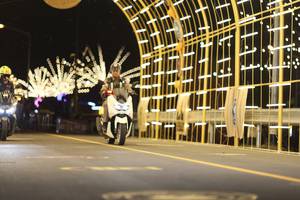 BIB: 
                            <button type="button" onclick="openModal(22812352)" class="btn btn-primary btn-sm float-right btn-popup" data-toggle="modal" data-target=".modal-high-quality">
                        <i class="fas fa-shopping-cart"></i> Add to Cart
                    </button>
                                            <button type="button" onclick="isThisMe(22812352, true)" class="btn btn-success btn-sm float-right btn-popup btn-isme hidden" data-toggle="tooltip" data-placement="bottom" title="นี่คือรูปของคุณใช่ไหม คลิกที่นี่เพื่อเอาเข้าอัลบั้ม">
                        <i class="fas fa-plus"></i> Add to album
                    </button>
                    <button type="button" onclick="isThisMe(22812352, false)" class="btn btn-warning btn-sm float-right btn-popup btn-isnotme hidden">
                        <i class="fas fa-ban"></i> Remove from album
                    </button>