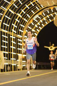 BIB: 40579
                            <button type="button" onclick="openModal(22821536)" class="btn btn-primary btn-sm float-right btn-popup" data-toggle="modal" data-target=".modal-high-quality">
                        <i class="fas fa-shopping-cart"></i> Add to Cart
                    </button>
                                            <button type="button" onclick="isThisMe(22821536, true)" class="btn btn-success btn-sm float-right btn-popup btn-isme hidden" data-toggle="tooltip" data-placement="bottom" title="นี่คือรูปของคุณใช่ไหม คลิกที่นี่เพื่อเอาเข้าอัลบั้ม">
                        <i class="fas fa-plus"></i> Add to album
                    </button>
                    <button type="button" onclick="isThisMe(22821536, false)" class="btn btn-warning btn-sm float-right btn-popup btn-isnotme hidden">
                        <i class="fas fa-ban"></i> Remove from album
                    </button>