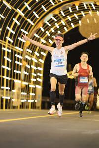 BIB: 41871
                            <button type="button" onclick="openModal(22815180)" class="btn btn-primary btn-sm float-right btn-popup" data-toggle="modal" data-target=".modal-high-quality">
                        <i class="fas fa-shopping-cart"></i> Add to Cart
                    </button>
                                            <button type="button" onclick="isThisMe(22815180, true)" class="btn btn-success btn-sm float-right btn-popup btn-isme hidden" data-toggle="tooltip" data-placement="bottom" title="นี่คือรูปของคุณใช่ไหม คลิกที่นี่เพื่อเอาเข้าอัลบั้ม">
                        <i class="fas fa-plus"></i> Add to album
                    </button>
                    <button type="button" onclick="isThisMe(22815180, false)" class="btn btn-warning btn-sm float-right btn-popup btn-isnotme hidden">
                        <i class="fas fa-ban"></i> Remove from album
                    </button>