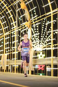 BIB: 41542
                            <button type="button" onclick="openModal(22812795)" class="btn btn-primary btn-sm float-right btn-popup" data-toggle="modal" data-target=".modal-high-quality">
                        <i class="fas fa-shopping-cart"></i> Add to Cart
                    </button>
                                            <button type="button" onclick="isThisMe(22812795, true)" class="btn btn-success btn-sm float-right btn-popup btn-isme hidden" data-toggle="tooltip" data-placement="bottom" title="นี่คือรูปของคุณใช่ไหม คลิกที่นี่เพื่อเอาเข้าอัลบั้ม">
                        <i class="fas fa-plus"></i> Add to album
                    </button>
                    <button type="button" onclick="isThisMe(22812795, false)" class="btn btn-warning btn-sm float-right btn-popup btn-isnotme hidden">
                        <i class="fas fa-ban"></i> Remove from album
                    </button>