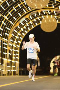 BIB: 210, 43124
                            <button type="button" onclick="openModal(22818963)" class="btn btn-primary btn-sm float-right btn-popup" data-toggle="modal" data-target=".modal-high-quality">
                        <i class="fas fa-shopping-cart"></i> Add to Cart
                    </button>
                                            <button type="button" onclick="isThisMe(22818963, true)" class="btn btn-success btn-sm float-right btn-popup btn-isme hidden" data-toggle="tooltip" data-placement="bottom" title="นี่คือรูปของคุณใช่ไหม คลิกที่นี่เพื่อเอาเข้าอัลบั้ม">
                        <i class="fas fa-plus"></i> Add to album
                    </button>
                    <button type="button" onclick="isThisMe(22818963, false)" class="btn btn-warning btn-sm float-right btn-popup btn-isnotme hidden">
                        <i class="fas fa-ban"></i> Remove from album
                    </button>