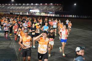 BIB: 23278, 2688, 082, 2014, 579
                            <button type="button" onclick="openModal(23166004)" class="btn btn-primary btn-sm float-right btn-popup" data-toggle="modal" data-target=".modal-high-quality">
                        <i class="fas fa-shopping-cart"></i> Add to Cart
                    </button>
                                            <button type="button" onclick="isThisMe(23166004, true)" class="btn btn-success btn-sm float-right btn-popup btn-isme hidden" data-toggle="tooltip" data-placement="bottom" title="นี่คือรูปของคุณใช่ไหม คลิกที่นี่เพื่อเอาเข้าอัลบั้ม">
                        <i class="fas fa-plus"></i> Add to album
                    </button>
                    <button type="button" onclick="isThisMe(23166004, false)" class="btn btn-warning btn-sm float-right btn-popup btn-isnotme hidden">
                        <i class="fas fa-ban"></i> Remove from album
                    </button>