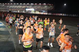 BIB: 21284, 2014, 2124
                            <button type="button" onclick="openModal(23064737)" class="btn btn-primary btn-sm float-right btn-popup" data-toggle="modal" data-target=".modal-high-quality">
                        <i class="fas fa-shopping-cart"></i> Add to Cart
                    </button>
                                            <button type="button" onclick="isThisMe(23064737, true)" class="btn btn-success btn-sm float-right btn-popup btn-isme hidden" data-toggle="tooltip" data-placement="bottom" title="นี่คือรูปของคุณใช่ไหม คลิกที่นี่เพื่อเอาเข้าอัลบั้ม">
                        <i class="fas fa-plus"></i> Add to album
                    </button>
                    <button type="button" onclick="isThisMe(23064737, false)" class="btn btn-warning btn-sm float-right btn-popup btn-isnotme hidden">
                        <i class="fas fa-ban"></i> Remove from album
                    </button>