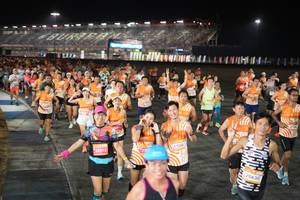 BIB: 210, 0902, 23240, 4682
                            <button type="button" onclick="openModal(23159723)" class="btn btn-primary btn-sm float-right btn-popup" data-toggle="modal" data-target=".modal-high-quality">
                        <i class="fas fa-shopping-cart"></i> Add to Cart
                    </button>
                                            <button type="button" onclick="isThisMe(23159723, true)" class="btn btn-success btn-sm float-right btn-popup btn-isme hidden" data-toggle="tooltip" data-placement="bottom" title="นี่คือรูปของคุณใช่ไหม คลิกที่นี่เพื่อเอาเข้าอัลบั้ม">
                        <i class="fas fa-plus"></i> Add to album
                    </button>
                    <button type="button" onclick="isThisMe(23159723, false)" class="btn btn-warning btn-sm float-right btn-popup btn-isnotme hidden">
                        <i class="fas fa-ban"></i> Remove from album
                    </button>