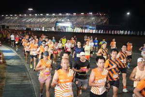BIB: 23952, 7721, 821225, 231
                            <button type="button" onclick="openModal(23081284)" class="btn btn-primary btn-sm float-right btn-popup" data-toggle="modal" data-target=".modal-high-quality">
                        <i class="fas fa-shopping-cart"></i> Add to Cart
                    </button>
                                            <button type="button" onclick="isThisMe(23081284, true)" class="btn btn-success btn-sm float-right btn-popup btn-isme hidden" data-toggle="tooltip" data-placement="bottom" title="นี่คือรูปของคุณใช่ไหม คลิกที่นี่เพื่อเอาเข้าอัลบั้ม">
                        <i class="fas fa-plus"></i> Add to album
                    </button>
                    <button type="button" onclick="isThisMe(23081284, false)" class="btn btn-warning btn-sm float-right btn-popup btn-isnotme hidden">
                        <i class="fas fa-ban"></i> Remove from album
                    </button>