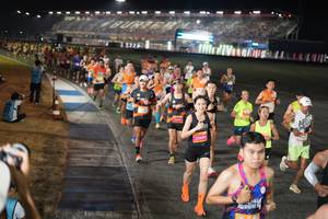 BIB: 201, 29480
                            <button type="button" onclick="openModal(23046042)" class="btn btn-primary btn-sm float-right btn-popup" data-toggle="modal" data-target=".modal-high-quality">
                        <i class="fas fa-shopping-cart"></i> Add to Cart
                    </button>
                                            <button type="button" onclick="isThisMe(23046042, true)" class="btn btn-success btn-sm float-right btn-popup btn-isme hidden" data-toggle="tooltip" data-placement="bottom" title="นี่คือรูปของคุณใช่ไหม คลิกที่นี่เพื่อเอาเข้าอัลบั้ม">
                        <i class="fas fa-plus"></i> Add to album
                    </button>
                    <button type="button" onclick="isThisMe(23046042, false)" class="btn btn-warning btn-sm float-right btn-popup btn-isnotme hidden">
                        <i class="fas fa-ban"></i> Remove from album
                    </button>