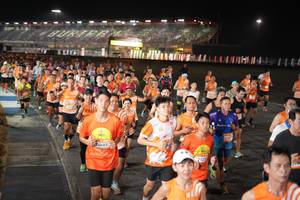 BIB: 0972, 2125, 21250
                            <button type="button" onclick="openModal(23111303)" class="btn btn-primary btn-sm float-right btn-popup" data-toggle="modal" data-target=".modal-high-quality">
                        <i class="fas fa-shopping-cart"></i> Add to Cart
                    </button>
                                            <button type="button" onclick="isThisMe(23111303, true)" class="btn btn-success btn-sm float-right btn-popup btn-isme hidden" data-toggle="tooltip" data-placement="bottom" title="นี่คือรูปของคุณใช่ไหม คลิกที่นี่เพื่อเอาเข้าอัลบั้ม">
                        <i class="fas fa-plus"></i> Add to album
                    </button>
                    <button type="button" onclick="isThisMe(23111303, false)" class="btn btn-warning btn-sm float-right btn-popup btn-isnotme hidden">
                        <i class="fas fa-ban"></i> Remove from album
                    </button>