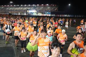 BIB: 2182, 25082, 27000
                            <button type="button" onclick="openModal(23233204)" class="btn btn-primary btn-sm float-right btn-popup" data-toggle="modal" data-target=".modal-high-quality">
                        <i class="fas fa-shopping-cart"></i> Add to Cart
                    </button>
                                            <button type="button" onclick="isThisMe(23233204, true)" class="btn btn-success btn-sm float-right btn-popup btn-isme hidden" data-toggle="tooltip" data-placement="bottom" title="นี่คือรูปของคุณใช่ไหม คลิกที่นี่เพื่อเอาเข้าอัลบั้ม">
                        <i class="fas fa-plus"></i> Add to album
                    </button>
                    <button type="button" onclick="isThisMe(23233204, false)" class="btn btn-warning btn-sm float-right btn-popup btn-isnotme hidden">
                        <i class="fas fa-ban"></i> Remove from album
                    </button>