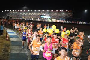 BIB: 
                            <button type="button" onclick="openModal(23039488)" class="btn btn-primary btn-sm float-right btn-popup" data-toggle="modal" data-target=".modal-high-quality">
                        <i class="fas fa-shopping-cart"></i> Add to Cart
                    </button>
                                            <button type="button" onclick="isThisMe(23039488, true)" class="btn btn-success btn-sm float-right btn-popup btn-isme hidden" data-toggle="tooltip" data-placement="bottom" title="นี่คือรูปของคุณใช่ไหม คลิกที่นี่เพื่อเอาเข้าอัลบั้ม">
                        <i class="fas fa-plus"></i> Add to album
                    </button>
                    <button type="button" onclick="isThisMe(23039488, false)" class="btn btn-warning btn-sm float-right btn-popup btn-isnotme hidden">
                        <i class="fas fa-ban"></i> Remove from album
                    </button>