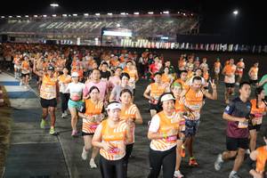 BIB: 208, 270, 2855, 2000, 21314
                            <button type="button" onclick="openModal(23223717)" class="btn btn-primary btn-sm float-right btn-popup" data-toggle="modal" data-target=".modal-high-quality">
                        <i class="fas fa-shopping-cart"></i> Add to Cart
                    </button>
                                            <button type="button" onclick="isThisMe(23223717, true)" class="btn btn-success btn-sm float-right btn-popup btn-isme hidden" data-toggle="tooltip" data-placement="bottom" title="นี่คือรูปของคุณใช่ไหม คลิกที่นี่เพื่อเอาเข้าอัลบั้ม">
                        <i class="fas fa-plus"></i> Add to album
                    </button>
                    <button type="button" onclick="isThisMe(23223717, false)" class="btn btn-warning btn-sm float-right btn-popup btn-isnotme hidden">
                        <i class="fas fa-ban"></i> Remove from album
                    </button>