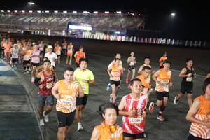 BIB: 212, 24561, 22384
                            <button type="button" onclick="openModal(23062931)" class="btn btn-primary btn-sm float-right btn-popup" data-toggle="modal" data-target=".modal-high-quality">
                        <i class="fas fa-shopping-cart"></i> Add to Cart
                    </button>
                                            <button type="button" onclick="isThisMe(23062931, true)" class="btn btn-success btn-sm float-right btn-popup btn-isme hidden" data-toggle="tooltip" data-placement="bottom" title="นี่คือรูปของคุณใช่ไหม คลิกที่นี่เพื่อเอาเข้าอัลบั้ม">
                        <i class="fas fa-plus"></i> Add to album
                    </button>
                    <button type="button" onclick="isThisMe(23062931, false)" class="btn btn-warning btn-sm float-right btn-popup btn-isnotme hidden">
                        <i class="fas fa-ban"></i> Remove from album
                    </button>