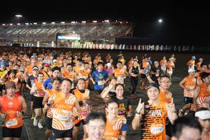 BIB: 68211, 22599, 249, 200, 3888, 23780, 250
                            <button type="button" onclick="openModal(23183191)" class="btn btn-primary btn-sm float-right btn-popup" data-toggle="modal" data-target=".modal-high-quality">
                        <i class="fas fa-shopping-cart"></i> Add to Cart
                    </button>
                                            <button type="button" onclick="isThisMe(23183191, true)" class="btn btn-success btn-sm float-right btn-popup btn-isme hidden" data-toggle="tooltip" data-placement="bottom" title="นี่คือรูปของคุณใช่ไหม คลิกที่นี่เพื่อเอาเข้าอัลบั้ม">
                        <i class="fas fa-plus"></i> Add to album
                    </button>
                    <button type="button" onclick="isThisMe(23183191, false)" class="btn btn-warning btn-sm float-right btn-popup btn-isnotme hidden">
                        <i class="fas fa-ban"></i> Remove from album
                    </button>