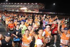 BIB: 2120, 22272, 25300
                            <button type="button" onclick="openModal(23178120)" class="btn btn-primary btn-sm float-right btn-popup" data-toggle="modal" data-target=".modal-high-quality">
                        <i class="fas fa-shopping-cart"></i> Add to Cart
                    </button>
                                            <button type="button" onclick="isThisMe(23178120, true)" class="btn btn-success btn-sm float-right btn-popup btn-isme hidden" data-toggle="tooltip" data-placement="bottom" title="นี่คือรูปของคุณใช่ไหม คลิกที่นี่เพื่อเอาเข้าอัลบั้ม">
                        <i class="fas fa-plus"></i> Add to album
                    </button>
                    <button type="button" onclick="isThisMe(23178120, false)" class="btn btn-warning btn-sm float-right btn-popup btn-isnotme hidden">
                        <i class="fas fa-ban"></i> Remove from album
                    </button>