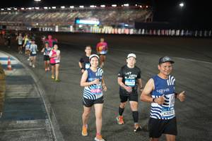 BIB: 
                            <button type="button" onclick="openModal(24636030)" class="btn btn-primary btn-sm float-right btn-popup" data-toggle="modal" data-target=".modal-high-quality">
                        <i class="fas fa-shopping-cart"></i> Add to Cart
                    </button>
                                            <button type="button" onclick="isThisMe(24636030, true)" class="btn btn-success btn-sm float-right btn-popup btn-isme hidden" data-toggle="tooltip" data-placement="bottom" title="นี่คือรูปของคุณใช่ไหม คลิกที่นี่เพื่อเอาเข้าอัลบั้ม">
                        <i class="fas fa-plus"></i> Add to album
                    </button>
                    <button type="button" onclick="isThisMe(24636030, false)" class="btn btn-warning btn-sm float-right btn-popup btn-isnotme hidden">
                        <i class="fas fa-ban"></i> Remove from album
                    </button>