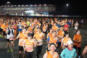BIB: 239, 2700, 24101, 2214, 26329
                            <button type="button" onclick="openModal(23233272)" class="btn btn-primary btn-sm float-right btn-popup" data-toggle="modal" data-target=".modal-high-quality">
                        <i class="fas fa-shopping-cart"></i> Add to Cart
                    </button>
                                            <button type="button" onclick="isThisMe(23233272, true)" class="btn btn-success btn-sm float-right btn-popup btn-isme hidden" data-toggle="tooltip" data-placement="bottom" title="นี่คือรูปของคุณใช่ไหม คลิกที่นี่เพื่อเอาเข้าอัลบั้ม">
                        <i class="fas fa-plus"></i> Add to album
                    </button>
                    <button type="button" onclick="isThisMe(23233272, false)" class="btn btn-warning btn-sm float-right btn-popup btn-isnotme hidden">
                        <i class="fas fa-ban"></i> Remove from album
                    </button>