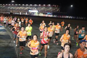 BIB: 24561, 27549, 22384
                            <button type="button" onclick="openModal(23062856)" class="btn btn-primary btn-sm float-right btn-popup" data-toggle="modal" data-target=".modal-high-quality">
                        <i class="fas fa-shopping-cart"></i> Add to Cart
                    </button>
                                            <button type="button" onclick="isThisMe(23062856, true)" class="btn btn-success btn-sm float-right btn-popup btn-isme hidden" data-toggle="tooltip" data-placement="bottom" title="นี่คือรูปของคุณใช่ไหม คลิกที่นี่เพื่อเอาเข้าอัลบั้ม">
                        <i class="fas fa-plus"></i> Add to album
                    </button>
                    <button type="button" onclick="isThisMe(23062856, false)" class="btn btn-warning btn-sm float-right btn-popup btn-isnotme hidden">
                        <i class="fas fa-ban"></i> Remove from album
                    </button>