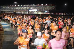 BIB: 24327, 27744, 26220, 132
                            <button type="button" onclick="openModal(23224135)" class="btn btn-primary btn-sm float-right btn-popup" data-toggle="modal" data-target=".modal-high-quality">
                        <i class="fas fa-shopping-cart"></i> Add to Cart
                    </button>
                                            <button type="button" onclick="isThisMe(23224135, true)" class="btn btn-success btn-sm float-right btn-popup btn-isme hidden" data-toggle="tooltip" data-placement="bottom" title="นี่คือรูปของคุณใช่ไหม คลิกที่นี่เพื่อเอาเข้าอัลบั้ม">
                        <i class="fas fa-plus"></i> Add to album
                    </button>
                    <button type="button" onclick="isThisMe(23224135, false)" class="btn btn-warning btn-sm float-right btn-popup btn-isnotme hidden">
                        <i class="fas fa-ban"></i> Remove from album
                    </button>