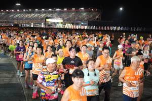 BIB: 6320, 21590, 2017, 704, 9284, 15389, 2605, 20032, 251, 25163
                            <button type="button" onclick="openModal(23232403)" class="btn btn-primary btn-sm float-right btn-popup" data-toggle="modal" data-target=".modal-high-quality">
                        <i class="fas fa-shopping-cart"></i> Add to Cart
                    </button>
                                            <button type="button" onclick="isThisMe(23232403, true)" class="btn btn-success btn-sm float-right btn-popup btn-isme hidden" data-toggle="tooltip" data-placement="bottom" title="นี่คือรูปของคุณใช่ไหม คลิกที่นี่เพื่อเอาเข้าอัลบั้ม">
                        <i class="fas fa-plus"></i> Add to album
                    </button>
                    <button type="button" onclick="isThisMe(23232403, false)" class="btn btn-warning btn-sm float-right btn-popup btn-isnotme hidden">
                        <i class="fas fa-ban"></i> Remove from album
                    </button>