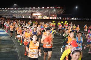 BIB: 2343, 1750, 25291, 6240
                            <button type="button" onclick="openModal(23087088)" class="btn btn-primary btn-sm float-right btn-popup" data-toggle="modal" data-target=".modal-high-quality">
                        <i class="fas fa-shopping-cart"></i> Add to Cart
                    </button>
                                            <button type="button" onclick="isThisMe(23087088, true)" class="btn btn-success btn-sm float-right btn-popup btn-isme hidden" data-toggle="tooltip" data-placement="bottom" title="นี่คือรูปของคุณใช่ไหม คลิกที่นี่เพื่อเอาเข้าอัลบั้ม">
                        <i class="fas fa-plus"></i> Add to album
                    </button>
                    <button type="button" onclick="isThisMe(23087088, false)" class="btn btn-warning btn-sm float-right btn-popup btn-isnotme hidden">
                        <i class="fas fa-ban"></i> Remove from album
                    </button>