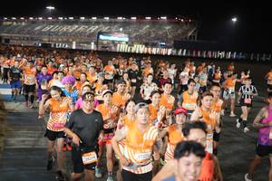 BIB: 27524, 25219, 37215, 87211
                            <button type="button" onclick="openModal(23187686)" class="btn btn-primary btn-sm float-right btn-popup" data-toggle="modal" data-target=".modal-high-quality">
                        <i class="fas fa-shopping-cart"></i> Add to Cart
                    </button>
                                            <button type="button" onclick="isThisMe(23187686, true)" class="btn btn-success btn-sm float-right btn-popup btn-isme hidden" data-toggle="tooltip" data-placement="bottom" title="นี่คือรูปของคุณใช่ไหม คลิกที่นี่เพื่อเอาเข้าอัลบั้ม">
                        <i class="fas fa-plus"></i> Add to album
                    </button>
                    <button type="button" onclick="isThisMe(23187686, false)" class="btn btn-warning btn-sm float-right btn-popup btn-isnotme hidden">
                        <i class="fas fa-ban"></i> Remove from album
                    </button>