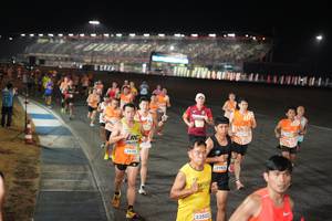 BIB: 25195, 23502, 21925
                            <button type="button" onclick="openModal(23040038)" class="btn btn-primary btn-sm float-right btn-popup" data-toggle="modal" data-target=".modal-high-quality">
                        <i class="fas fa-shopping-cart"></i> Add to Cart
                    </button>
                                            <button type="button" onclick="isThisMe(23040038, true)" class="btn btn-success btn-sm float-right btn-popup btn-isme hidden" data-toggle="tooltip" data-placement="bottom" title="นี่คือรูปของคุณใช่ไหม คลิกที่นี่เพื่อเอาเข้าอัลบั้ม">
                        <i class="fas fa-plus"></i> Add to album
                    </button>
                    <button type="button" onclick="isThisMe(23040038, false)" class="btn btn-warning btn-sm float-right btn-popup btn-isnotme hidden">
                        <i class="fas fa-ban"></i> Remove from album
                    </button>