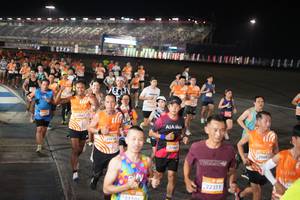 BIB: 23561, 23238, 21106, 22065, 22311, 2065
                            <button type="button" onclick="openModal(23099350)" class="btn btn-primary btn-sm float-right btn-popup" data-toggle="modal" data-target=".modal-high-quality">
                        <i class="fas fa-shopping-cart"></i> Add to Cart
                    </button>
                                            <button type="button" onclick="isThisMe(23099350, true)" class="btn btn-success btn-sm float-right btn-popup btn-isme hidden" data-toggle="tooltip" data-placement="bottom" title="นี่คือรูปของคุณใช่ไหม คลิกที่นี่เพื่อเอาเข้าอัลบั้ม">
                        <i class="fas fa-plus"></i> Add to album
                    </button>
                    <button type="button" onclick="isThisMe(23099350, false)" class="btn btn-warning btn-sm float-right btn-popup btn-isnotme hidden">
                        <i class="fas fa-ban"></i> Remove from album
                    </button>