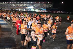 BIB: 25147, 24959, 25475
                            <button type="button" onclick="openModal(23239541)" class="btn btn-primary btn-sm float-right btn-popup" data-toggle="modal" data-target=".modal-high-quality">
                        <i class="fas fa-shopping-cart"></i> Add to Cart
                    </button>
                                            <button type="button" onclick="isThisMe(23239541, true)" class="btn btn-success btn-sm float-right btn-popup btn-isme hidden" data-toggle="tooltip" data-placement="bottom" title="นี่คือรูปของคุณใช่ไหม คลิกที่นี่เพื่อเอาเข้าอัลบั้ม">
                        <i class="fas fa-plus"></i> Add to album
                    </button>
                    <button type="button" onclick="isThisMe(23239541, false)" class="btn btn-warning btn-sm float-right btn-popup btn-isnotme hidden">
                        <i class="fas fa-ban"></i> Remove from album
                    </button>