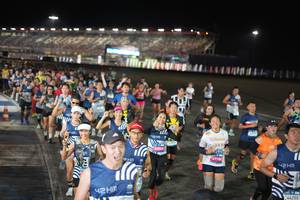 BIB: 
                            <button type="button" onclick="openModal(24635537)" class="btn btn-primary btn-sm float-right btn-popup" data-toggle="modal" data-target=".modal-high-quality">
                        <i class="fas fa-shopping-cart"></i> Add to Cart
                    </button>
                                            <button type="button" onclick="isThisMe(24635537, true)" class="btn btn-success btn-sm float-right btn-popup btn-isme hidden" data-toggle="tooltip" data-placement="bottom" title="นี่คือรูปของคุณใช่ไหม คลิกที่นี่เพื่อเอาเข้าอัลบั้ม">
                        <i class="fas fa-plus"></i> Add to album
                    </button>
                    <button type="button" onclick="isThisMe(24635537, false)" class="btn btn-warning btn-sm float-right btn-popup btn-isnotme hidden">
                        <i class="fas fa-ban"></i> Remove from album
                    </button>