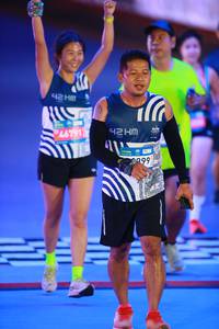 BIB: 
                            <button type="button" onclick="openModal(24618579)" class="btn btn-primary btn-sm float-right btn-popup" data-toggle="modal" data-target=".modal-high-quality">
                        <i class="fas fa-shopping-cart"></i> Add to Cart
                    </button>
                                            <button type="button" onclick="isThisMe(24618579, true)" class="btn btn-success btn-sm float-right btn-popup btn-isme hidden" data-toggle="tooltip" data-placement="bottom" title="นี่คือรูปของคุณใช่ไหม คลิกที่นี่เพื่อเอาเข้าอัลบั้ม">
                        <i class="fas fa-plus"></i> Add to album
                    </button>
                    <button type="button" onclick="isThisMe(24618579, false)" class="btn btn-warning btn-sm float-right btn-popup btn-isnotme hidden">
                        <i class="fas fa-ban"></i> Remove from album
                    </button>