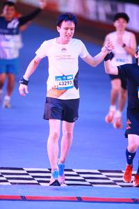 BIB: 
                            <button type="button" onclick="openModal(24614248)" class="btn btn-primary btn-sm float-right btn-popup" data-toggle="modal" data-target=".modal-high-quality">
                        <i class="fas fa-shopping-cart"></i> Add to Cart
                    </button>
                                            <button type="button" onclick="isThisMe(24614248, true)" class="btn btn-success btn-sm float-right btn-popup btn-isme hidden" data-toggle="tooltip" data-placement="bottom" title="นี่คือรูปของคุณใช่ไหม คลิกที่นี่เพื่อเอาเข้าอัลบั้ม">
                        <i class="fas fa-plus"></i> Add to album
                    </button>
                    <button type="button" onclick="isThisMe(24614248, false)" class="btn btn-warning btn-sm float-right btn-popup btn-isnotme hidden">
                        <i class="fas fa-ban"></i> Remove from album
                    </button>