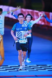 BIB: 
                            <button type="button" onclick="openModal(24619317)" class="btn btn-primary btn-sm float-right btn-popup" data-toggle="modal" data-target=".modal-high-quality">
                        <i class="fas fa-shopping-cart"></i> Add to Cart
                    </button>
                                            <button type="button" onclick="isThisMe(24619317, true)" class="btn btn-success btn-sm float-right btn-popup btn-isme hidden" data-toggle="tooltip" data-placement="bottom" title="นี่คือรูปของคุณใช่ไหม คลิกที่นี่เพื่อเอาเข้าอัลบั้ม">
                        <i class="fas fa-plus"></i> Add to album
                    </button>
                    <button type="button" onclick="isThisMe(24619317, false)" class="btn btn-warning btn-sm float-right btn-popup btn-isnotme hidden">
                        <i class="fas fa-ban"></i> Remove from album
                    </button>