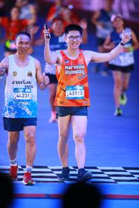 BIB: 
                            <button type="button" onclick="openModal(24613050)" class="btn btn-primary btn-sm float-right btn-popup" data-toggle="modal" data-target=".modal-high-quality">
                        <i class="fas fa-shopping-cart"></i> Add to Cart
                    </button>
                                            <button type="button" onclick="isThisMe(24613050, true)" class="btn btn-success btn-sm float-right btn-popup btn-isme hidden" data-toggle="tooltip" data-placement="bottom" title="นี่คือรูปของคุณใช่ไหม คลิกที่นี่เพื่อเอาเข้าอัลบั้ม">
                        <i class="fas fa-plus"></i> Add to album
                    </button>
                    <button type="button" onclick="isThisMe(24613050, false)" class="btn btn-warning btn-sm float-right btn-popup btn-isnotme hidden">
                        <i class="fas fa-ban"></i> Remove from album
                    </button>