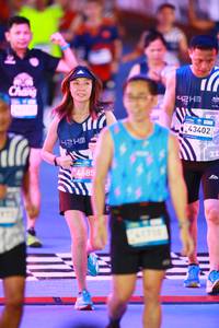 BIB: 
                            <button type="button" onclick="openModal(24614977)" class="btn btn-primary btn-sm float-right btn-popup" data-toggle="modal" data-target=".modal-high-quality">
                        <i class="fas fa-shopping-cart"></i> Add to Cart
                    </button>
                                            <button type="button" onclick="isThisMe(24614977, true)" class="btn btn-success btn-sm float-right btn-popup btn-isme hidden" data-toggle="tooltip" data-placement="bottom" title="นี่คือรูปของคุณใช่ไหม คลิกที่นี่เพื่อเอาเข้าอัลบั้ม">
                        <i class="fas fa-plus"></i> Add to album
                    </button>
                    <button type="button" onclick="isThisMe(24614977, false)" class="btn btn-warning btn-sm float-right btn-popup btn-isnotme hidden">
                        <i class="fas fa-ban"></i> Remove from album
                    </button>