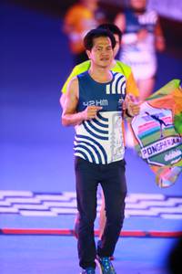 BIB: 
                            <button type="button" onclick="openModal(24615990)" class="btn btn-primary btn-sm float-right btn-popup" data-toggle="modal" data-target=".modal-high-quality">
                        <i class="fas fa-shopping-cart"></i> Add to Cart
                    </button>
                                            <button type="button" onclick="isThisMe(24615990, true)" class="btn btn-success btn-sm float-right btn-popup btn-isme hidden" data-toggle="tooltip" data-placement="bottom" title="นี่คือรูปของคุณใช่ไหม คลิกที่นี่เพื่อเอาเข้าอัลบั้ม">
                        <i class="fas fa-plus"></i> Add to album
                    </button>
                    <button type="button" onclick="isThisMe(24615990, false)" class="btn btn-warning btn-sm float-right btn-popup btn-isnotme hidden">
                        <i class="fas fa-ban"></i> Remove from album
                    </button>