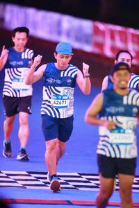 BIB: 
                            <button type="button" onclick="openModal(24613948)" class="btn btn-primary btn-sm float-right btn-popup" data-toggle="modal" data-target=".modal-high-quality">
                        <i class="fas fa-shopping-cart"></i> Add to Cart
                    </button>
                                            <button type="button" onclick="isThisMe(24613948, true)" class="btn btn-success btn-sm float-right btn-popup btn-isme hidden" data-toggle="tooltip" data-placement="bottom" title="นี่คือรูปของคุณใช่ไหม คลิกที่นี่เพื่อเอาเข้าอัลบั้ม">
                        <i class="fas fa-plus"></i> Add to album
                    </button>
                    <button type="button" onclick="isThisMe(24613948, false)" class="btn btn-warning btn-sm float-right btn-popup btn-isnotme hidden">
                        <i class="fas fa-ban"></i> Remove from album
                    </button>