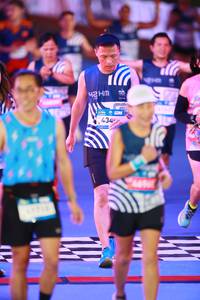 BIB: 
                            <button type="button" onclick="openModal(24614975)" class="btn btn-primary btn-sm float-right btn-popup" data-toggle="modal" data-target=".modal-high-quality">
                        <i class="fas fa-shopping-cart"></i> Add to Cart
                    </button>
                                            <button type="button" onclick="isThisMe(24614975, true)" class="btn btn-success btn-sm float-right btn-popup btn-isme hidden" data-toggle="tooltip" data-placement="bottom" title="นี่คือรูปของคุณใช่ไหม คลิกที่นี่เพื่อเอาเข้าอัลบั้ม">
                        <i class="fas fa-plus"></i> Add to album
                    </button>
                    <button type="button" onclick="isThisMe(24614975, false)" class="btn btn-warning btn-sm float-right btn-popup btn-isnotme hidden">
                        <i class="fas fa-ban"></i> Remove from album
                    </button>