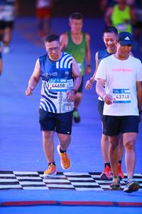 BIB: 
                            <button type="button" onclick="openModal(24620133)" class="btn btn-primary btn-sm float-right btn-popup" data-toggle="modal" data-target=".modal-high-quality">
                        <i class="fas fa-shopping-cart"></i> Add to Cart
                    </button>
                                            <button type="button" onclick="isThisMe(24620133, true)" class="btn btn-success btn-sm float-right btn-popup btn-isme hidden" data-toggle="tooltip" data-placement="bottom" title="นี่คือรูปของคุณใช่ไหม คลิกที่นี่เพื่อเอาเข้าอัลบั้ม">
                        <i class="fas fa-plus"></i> Add to album
                    </button>
                    <button type="button" onclick="isThisMe(24620133, false)" class="btn btn-warning btn-sm float-right btn-popup btn-isnotme hidden">
                        <i class="fas fa-ban"></i> Remove from album
                    </button>