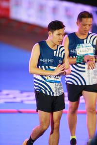 BIB: 
                            <button type="button" onclick="openModal(24613987)" class="btn btn-primary btn-sm float-right btn-popup" data-toggle="modal" data-target=".modal-high-quality">
                        <i class="fas fa-shopping-cart"></i> Add to Cart
                    </button>
                                            <button type="button" onclick="isThisMe(24613987, true)" class="btn btn-success btn-sm float-right btn-popup btn-isme hidden" data-toggle="tooltip" data-placement="bottom" title="นี่คือรูปของคุณใช่ไหม คลิกที่นี่เพื่อเอาเข้าอัลบั้ม">
                        <i class="fas fa-plus"></i> Add to album
                    </button>
                    <button type="button" onclick="isThisMe(24613987, false)" class="btn btn-warning btn-sm float-right btn-popup btn-isnotme hidden">
                        <i class="fas fa-ban"></i> Remove from album
                    </button>