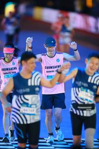 BIB: 
                            <button type="button" onclick="openModal(24617831)" class="btn btn-primary btn-sm float-right btn-popup" data-toggle="modal" data-target=".modal-high-quality">
                        <i class="fas fa-shopping-cart"></i> Add to Cart
                    </button>
                                            <button type="button" onclick="isThisMe(24617831, true)" class="btn btn-success btn-sm float-right btn-popup btn-isme hidden" data-toggle="tooltip" data-placement="bottom" title="นี่คือรูปของคุณใช่ไหม คลิกที่นี่เพื่อเอาเข้าอัลบั้ม">
                        <i class="fas fa-plus"></i> Add to album
                    </button>
                    <button type="button" onclick="isThisMe(24617831, false)" class="btn btn-warning btn-sm float-right btn-popup btn-isnotme hidden">
                        <i class="fas fa-ban"></i> Remove from album
                    </button>