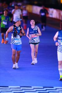 BIB: 
                            <button type="button" onclick="openModal(24622785)" class="btn btn-primary btn-sm float-right btn-popup" data-toggle="modal" data-target=".modal-high-quality">
                        <i class="fas fa-shopping-cart"></i> Add to Cart
                    </button>
                                            <button type="button" onclick="isThisMe(24622785, true)" class="btn btn-success btn-sm float-right btn-popup btn-isme hidden" data-toggle="tooltip" data-placement="bottom" title="นี่คือรูปของคุณใช่ไหม คลิกที่นี่เพื่อเอาเข้าอัลบั้ม">
                        <i class="fas fa-plus"></i> Add to album
                    </button>
                    <button type="button" onclick="isThisMe(24622785, false)" class="btn btn-warning btn-sm float-right btn-popup btn-isnotme hidden">
                        <i class="fas fa-ban"></i> Remove from album
                    </button>