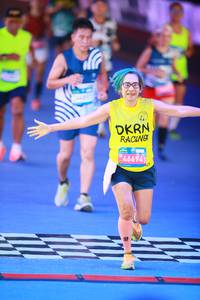 BIB: 
                            <button type="button" onclick="openModal(24613344)" class="btn btn-primary btn-sm float-right btn-popup" data-toggle="modal" data-target=".modal-high-quality">
                        <i class="fas fa-shopping-cart"></i> Add to Cart
                    </button>
                                            <button type="button" onclick="isThisMe(24613344, true)" class="btn btn-success btn-sm float-right btn-popup btn-isme hidden" data-toggle="tooltip" data-placement="bottom" title="นี่คือรูปของคุณใช่ไหม คลิกที่นี่เพื่อเอาเข้าอัลบั้ม">
                        <i class="fas fa-plus"></i> Add to album
                    </button>
                    <button type="button" onclick="isThisMe(24613344, false)" class="btn btn-warning btn-sm float-right btn-popup btn-isnotme hidden">
                        <i class="fas fa-ban"></i> Remove from album
                    </button>