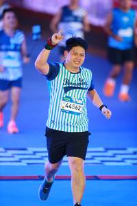 BIB: 
                            <button type="button" onclick="openModal(24618811)" class="btn btn-primary btn-sm float-right btn-popup" data-toggle="modal" data-target=".modal-high-quality">
                        <i class="fas fa-shopping-cart"></i> Add to Cart
                    </button>
                                            <button type="button" onclick="isThisMe(24618811, true)" class="btn btn-success btn-sm float-right btn-popup btn-isme hidden" data-toggle="tooltip" data-placement="bottom" title="นี่คือรูปของคุณใช่ไหม คลิกที่นี่เพื่อเอาเข้าอัลบั้ม">
                        <i class="fas fa-plus"></i> Add to album
                    </button>
                    <button type="button" onclick="isThisMe(24618811, false)" class="btn btn-warning btn-sm float-right btn-popup btn-isnotme hidden">
                        <i class="fas fa-ban"></i> Remove from album
                    </button>