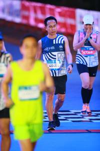 BIB: 
                            <button type="button" onclick="openModal(24618086)" class="btn btn-primary btn-sm float-right btn-popup" data-toggle="modal" data-target=".modal-high-quality">
                        <i class="fas fa-shopping-cart"></i> Add to Cart
                    </button>
                                            <button type="button" onclick="isThisMe(24618086, true)" class="btn btn-success btn-sm float-right btn-popup btn-isme hidden" data-toggle="tooltip" data-placement="bottom" title="นี่คือรูปของคุณใช่ไหม คลิกที่นี่เพื่อเอาเข้าอัลบั้ม">
                        <i class="fas fa-plus"></i> Add to album
                    </button>
                    <button type="button" onclick="isThisMe(24618086, false)" class="btn btn-warning btn-sm float-right btn-popup btn-isnotme hidden">
                        <i class="fas fa-ban"></i> Remove from album
                    </button>