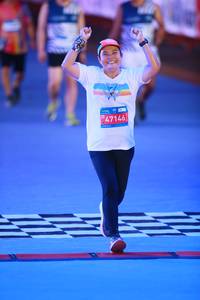 BIB: 
                            <button type="button" onclick="openModal(24618530)" class="btn btn-primary btn-sm float-right btn-popup" data-toggle="modal" data-target=".modal-high-quality">
                        <i class="fas fa-shopping-cart"></i> Add to Cart
                    </button>
                                            <button type="button" onclick="isThisMe(24618530, true)" class="btn btn-success btn-sm float-right btn-popup btn-isme hidden" data-toggle="tooltip" data-placement="bottom" title="นี่คือรูปของคุณใช่ไหม คลิกที่นี่เพื่อเอาเข้าอัลบั้ม">
                        <i class="fas fa-plus"></i> Add to album
                    </button>
                    <button type="button" onclick="isThisMe(24618530, false)" class="btn btn-warning btn-sm float-right btn-popup btn-isnotme hidden">
                        <i class="fas fa-ban"></i> Remove from album
                    </button>